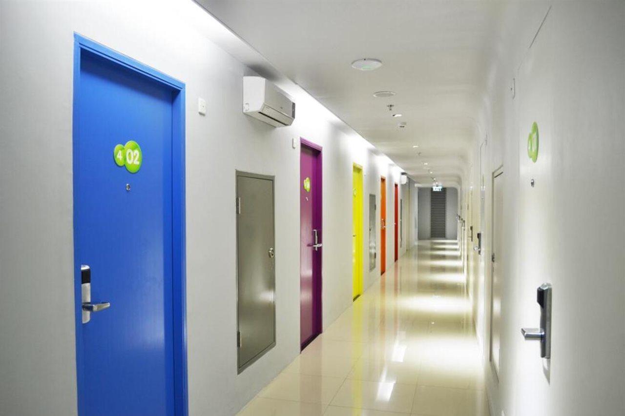 Pop! Hotel Tebet Jakarta Exteriör bild