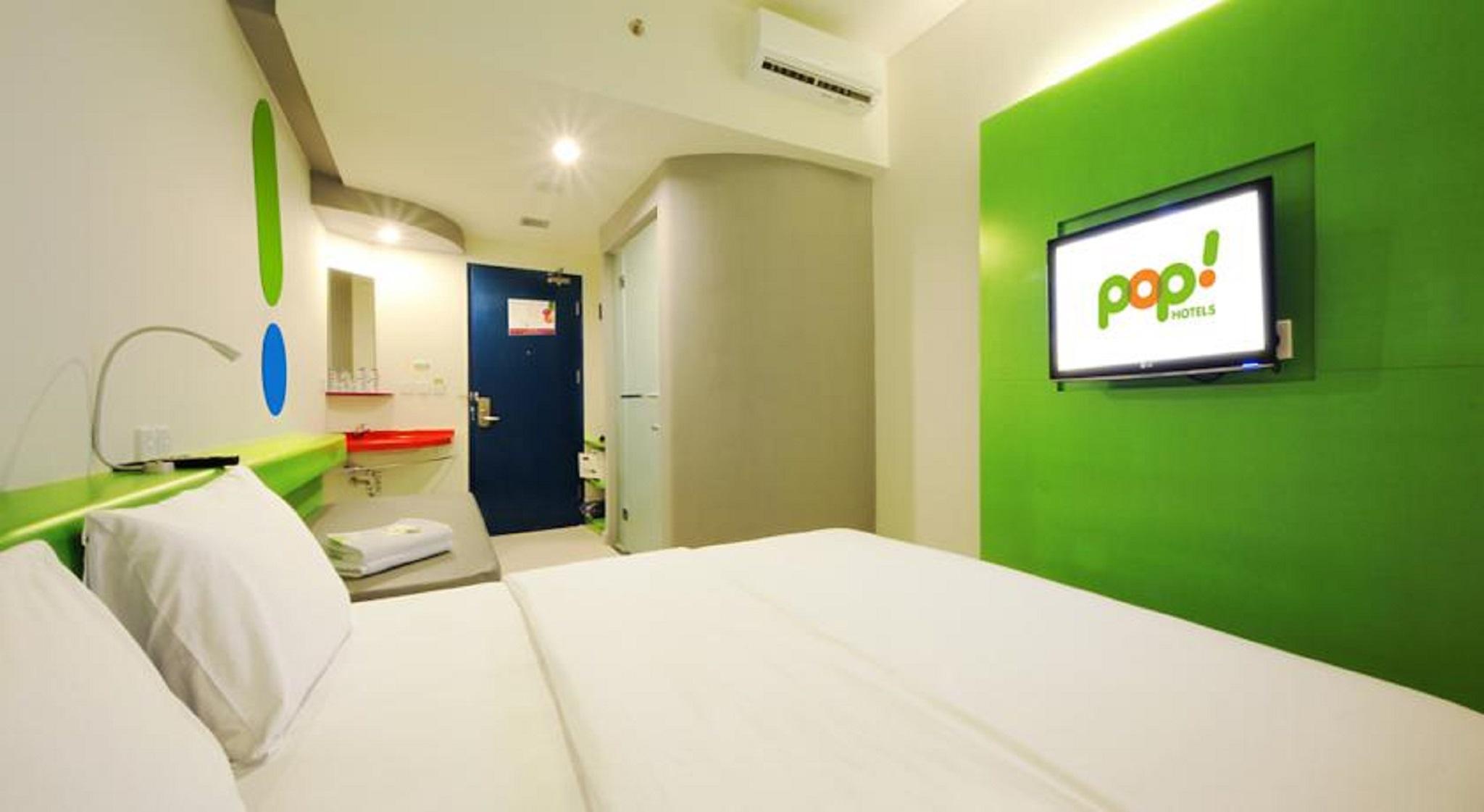 Pop! Hotel Tebet Jakarta Exteriör bild